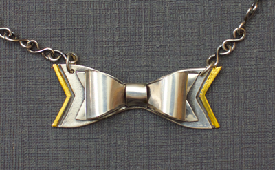 Bow Tie Pendant Tutorial