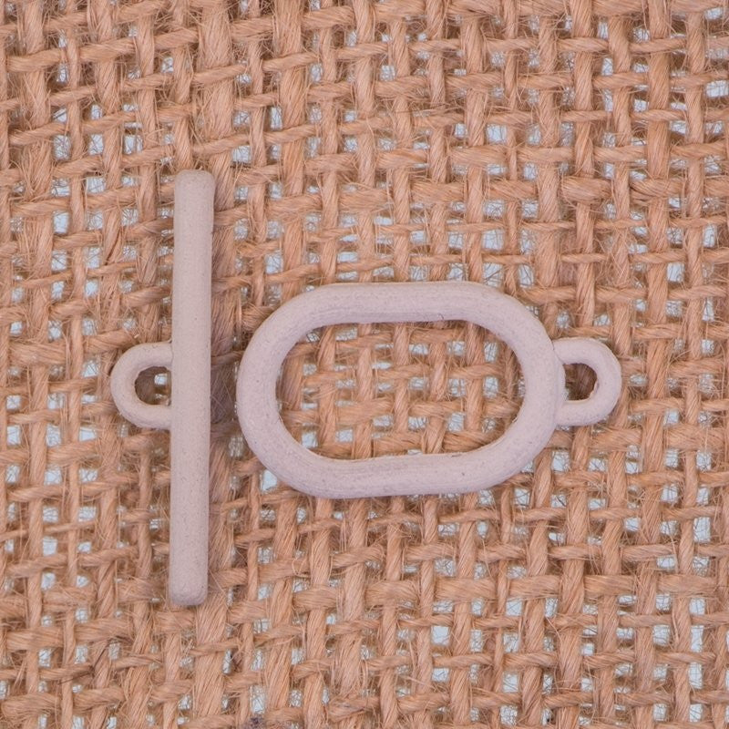 Moulded Oval Toggle
