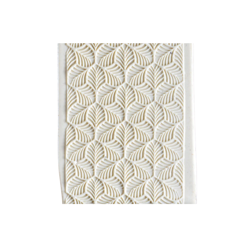 Acrylic Texture Fine Line Roller (KRFL) - Tri Leaf - 7.5cm - Example