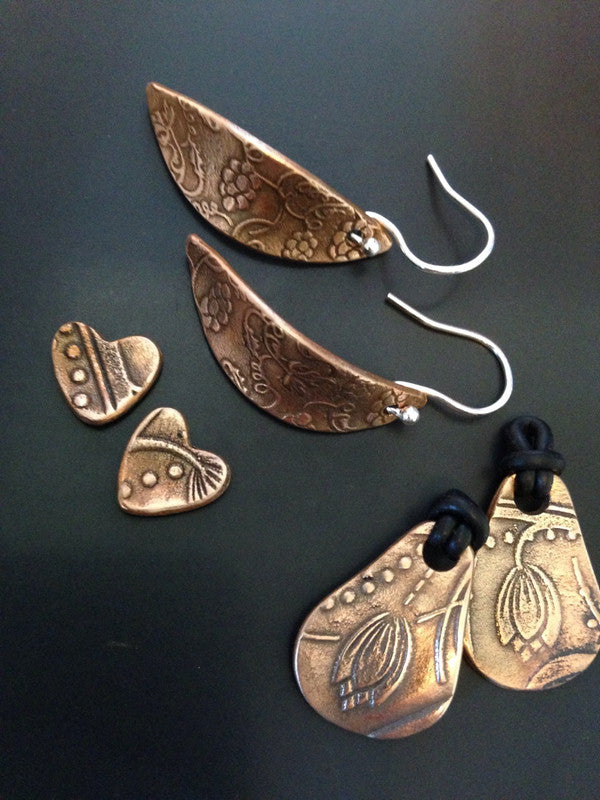 Some designs showing this texture - jewellery made by Fiona Ingram. The large drops and little hearts have been made with this texture (RS0016 Floral Dots).
