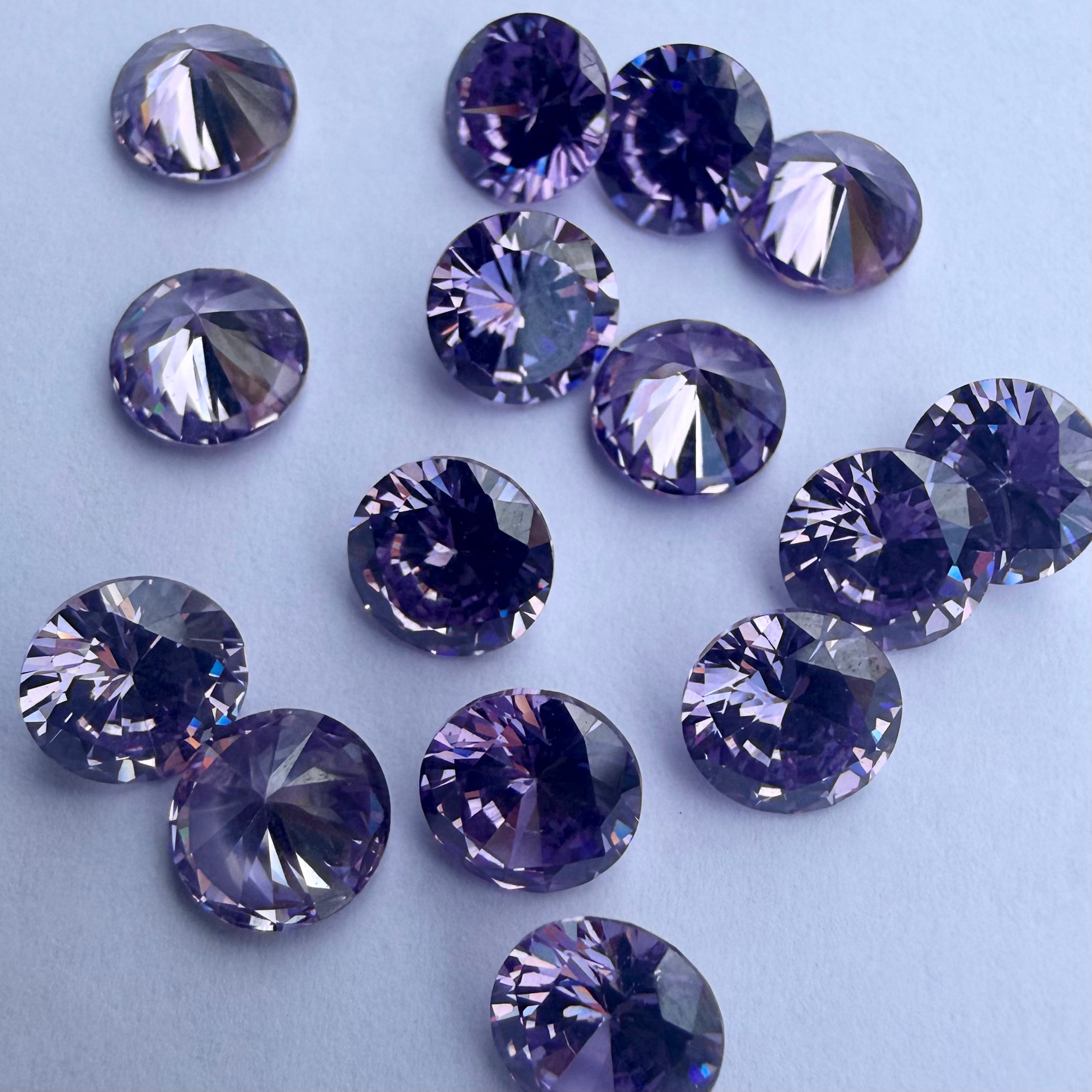 Cz Gemstone - Amethyst Round