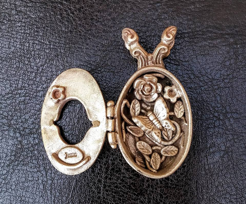 Goldie Mid Bronze Piece by Jude Goswell from Jumacrafts