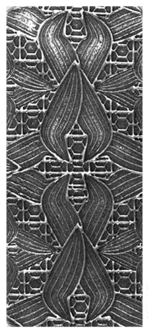 Example of Leaves in a Knot in silver clay.
