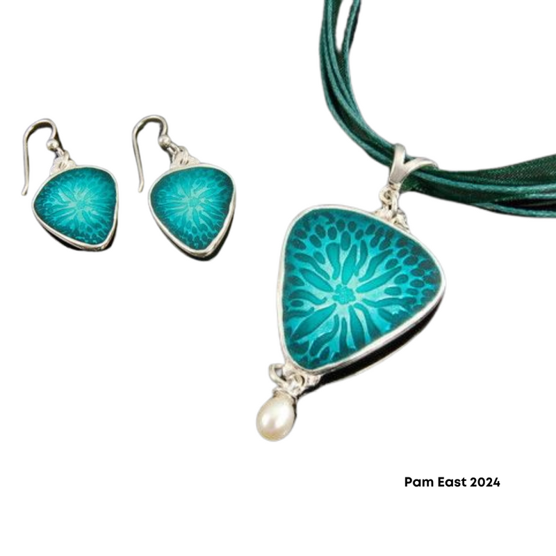 Pam East Basse Taille Pendant  - 264-PE1007