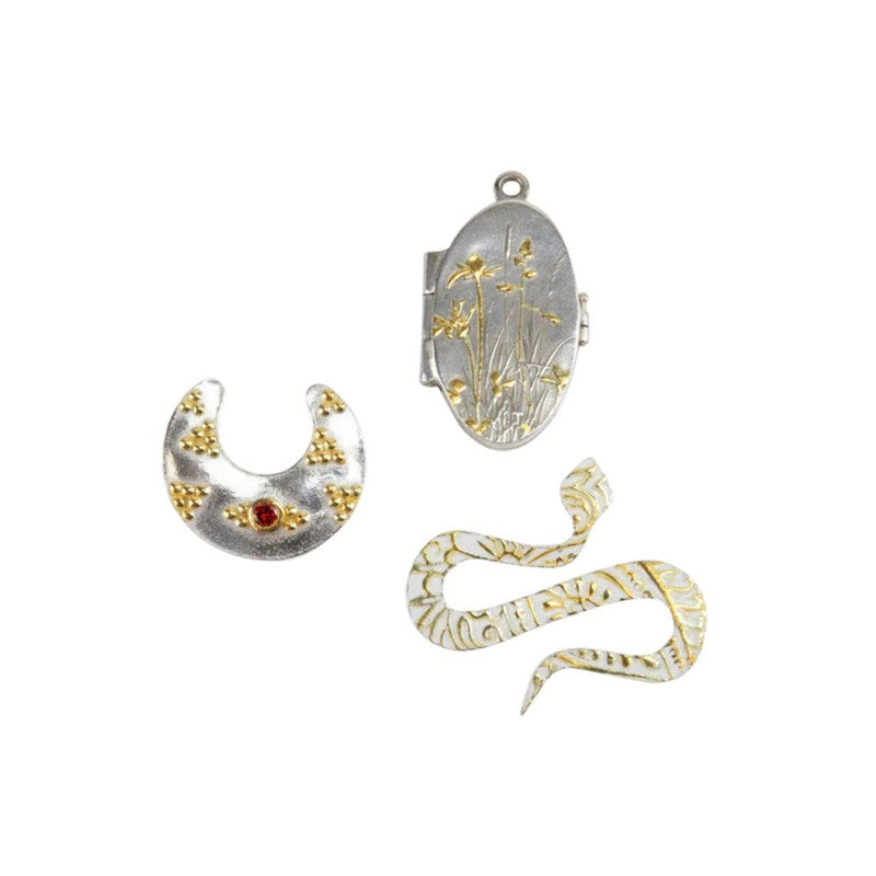Pieces made with gold for silver