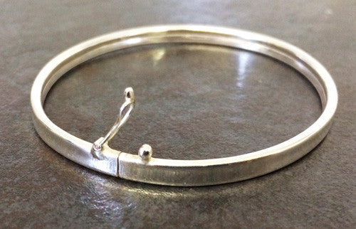 Sterling Silver Oval Bangle